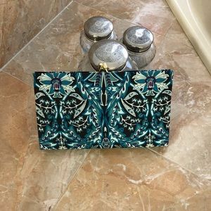 Multi colored clutch